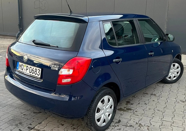 Skoda Fabia cena 16999 przebieg: 129900, rok produkcji 2010 z Wałbrzych małe 562